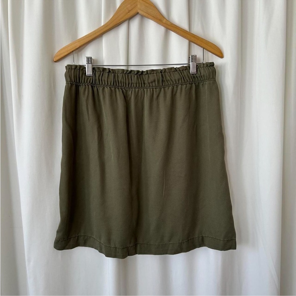 Green LOFT Drawstring Pocket Skirt with elastic waistband size Medium. - Picture 4 of 6